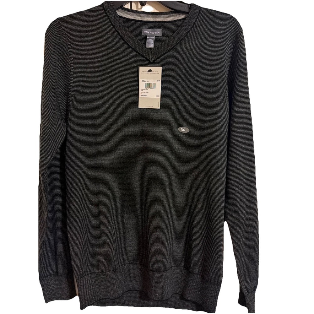Van Heusen V Neck Pullover Long Sleeve Sweater Mens XS NWT Black/Gray Merino
